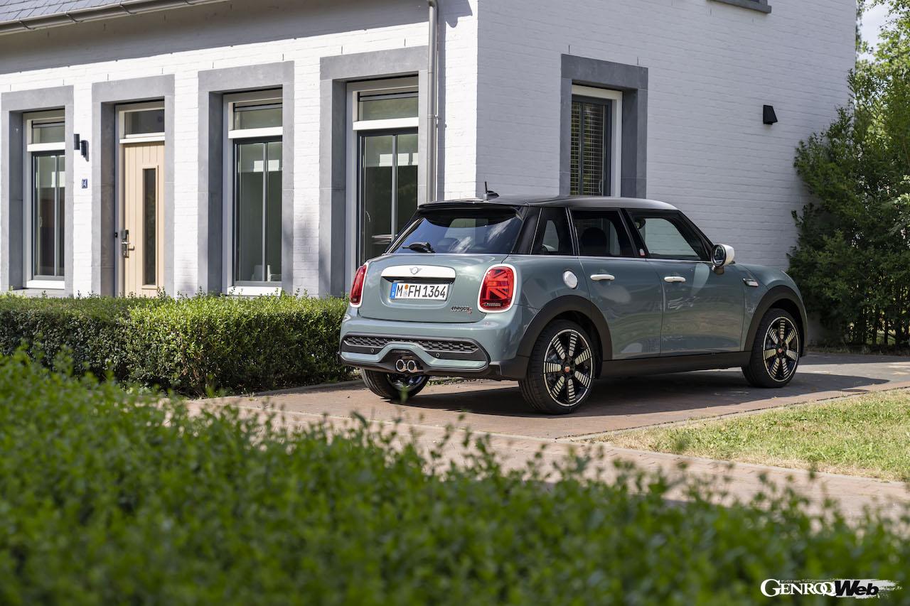 MINI 5ドア クーパーS マルチトーン・エディションのエクステリア。