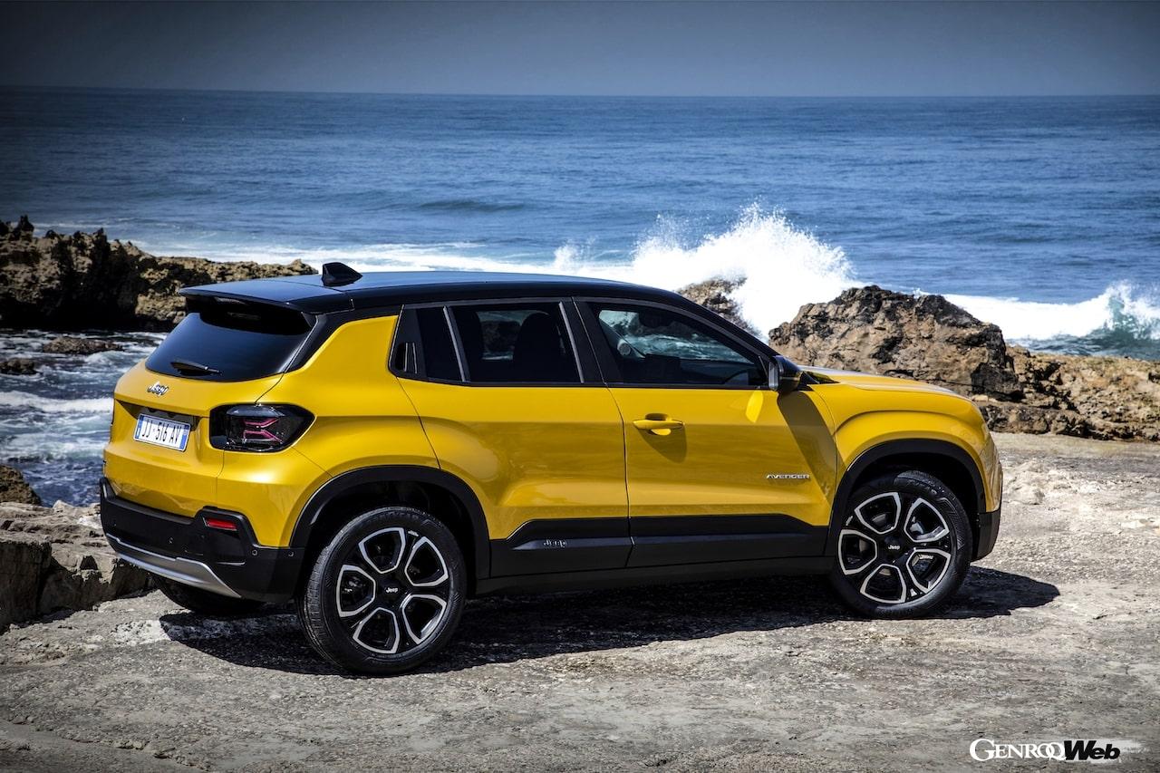 2022年のパリ・サロンでワールドプレミアを予定している、フル電動SUV「ジープ アヴェンジャー」。