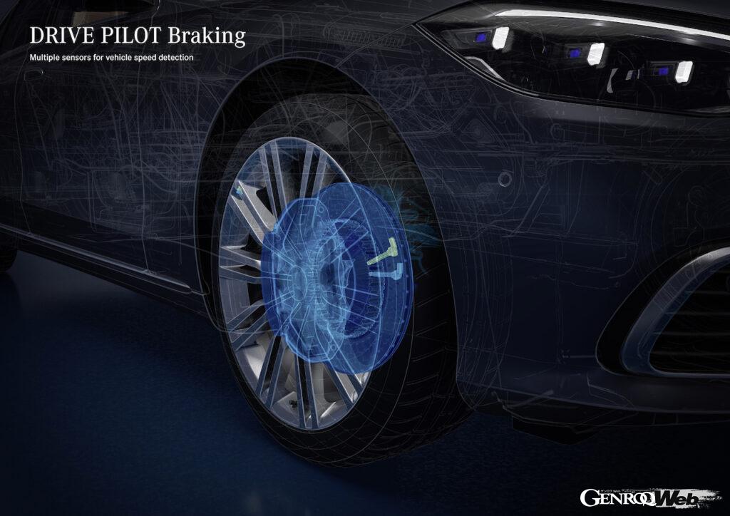 「ドライブパイロット」に搭載された、多くのセンサー類。