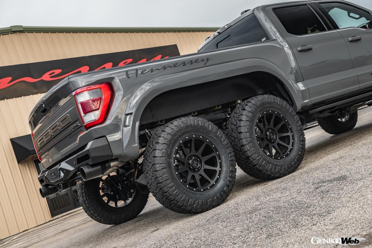 ヘネシー ヴェロキラプター 6x6のエクステリア。