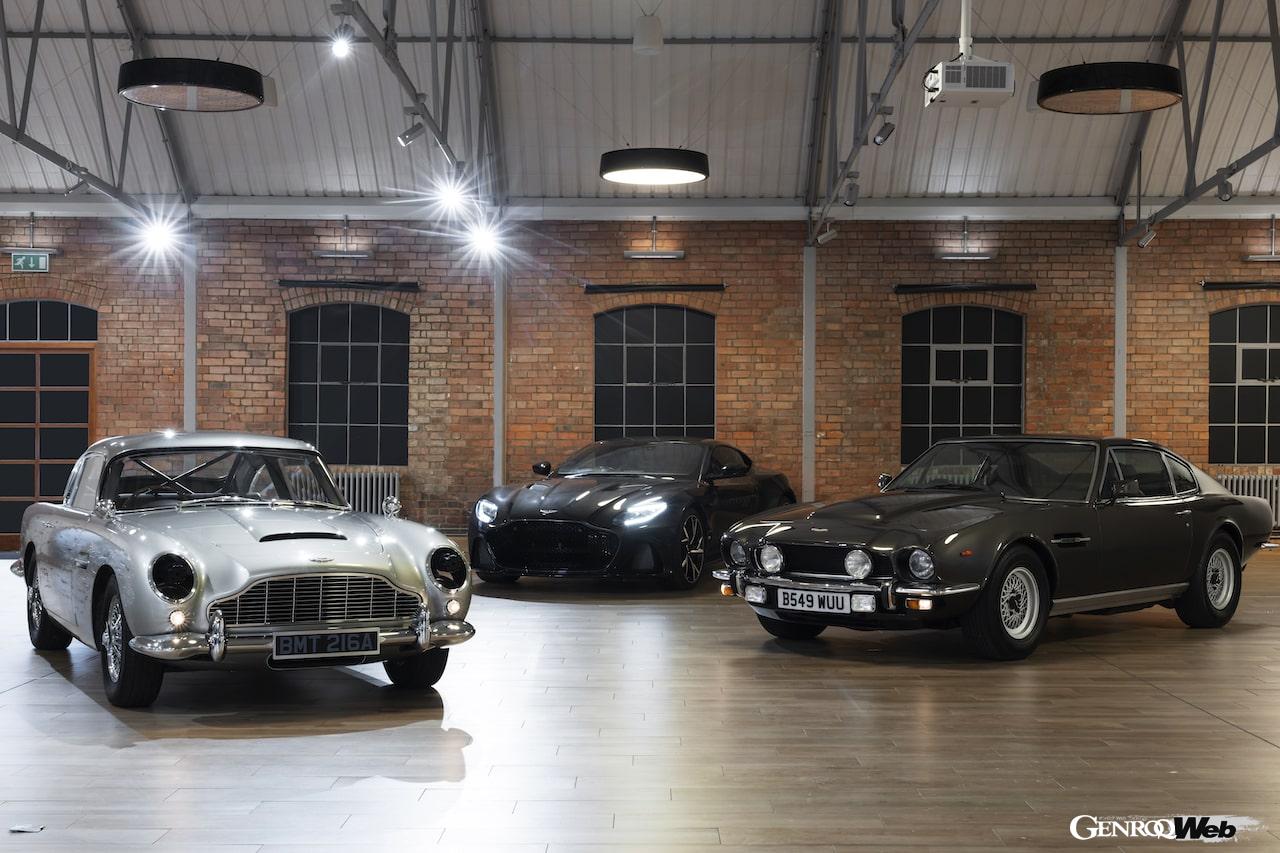 映画007シリーズの60周年を記念して行われたチャリティオークションには、007と深い関係を持つ、3台の貴重なアストンマーティンが出品された。