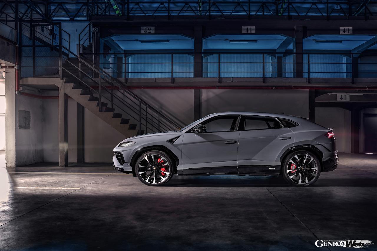 デビューから4年目を迎え、フェイスリフトが施された「ランボルギーニ ウルス S」のエクステリア。