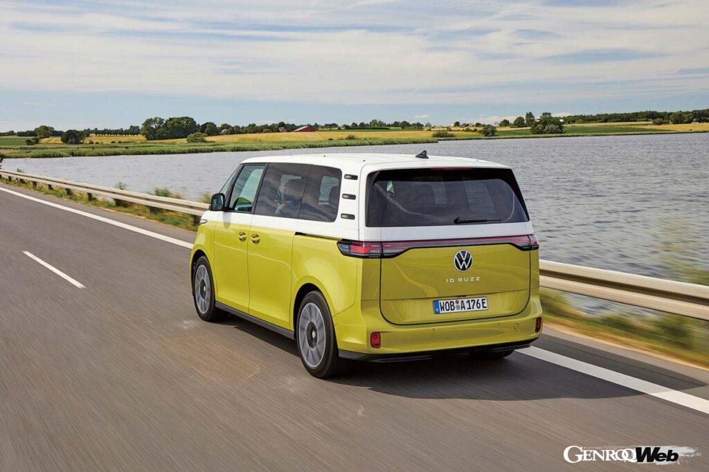 モーターは最高出力150kW（204ps）、最大トルク310Nm。最高速は145km/hでリミッターが作動する。車重2.4tで0-100km/h加速は10.2秒と控えめ。