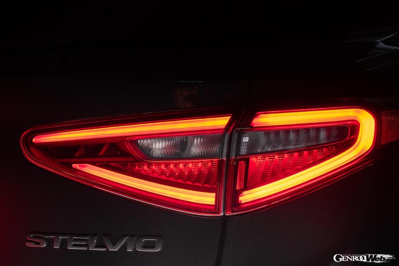 アルファロメオ ステルヴィオ 2023年モデルのエストレマ仕様。テールランプ