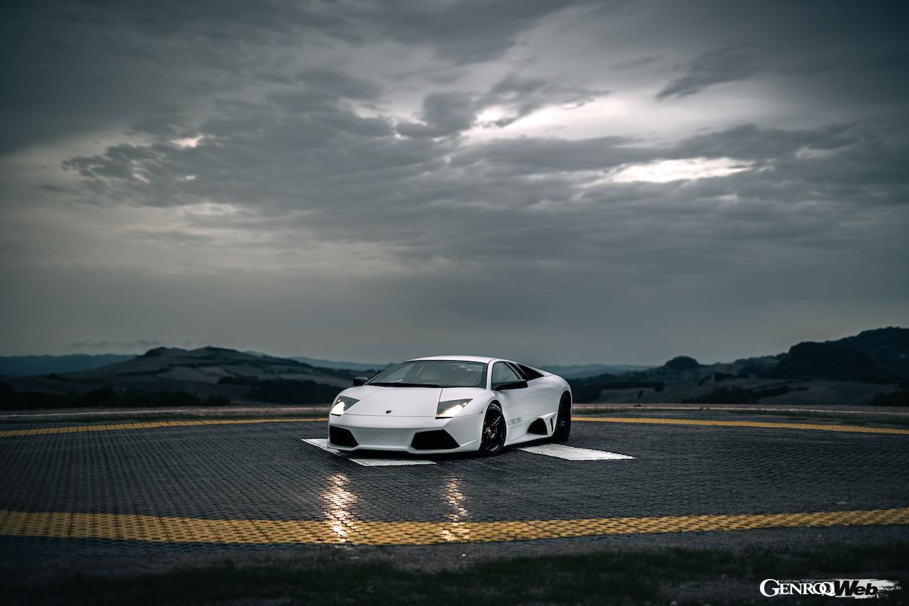 ランボルギーニ ムルシエラゴのフロントビュー