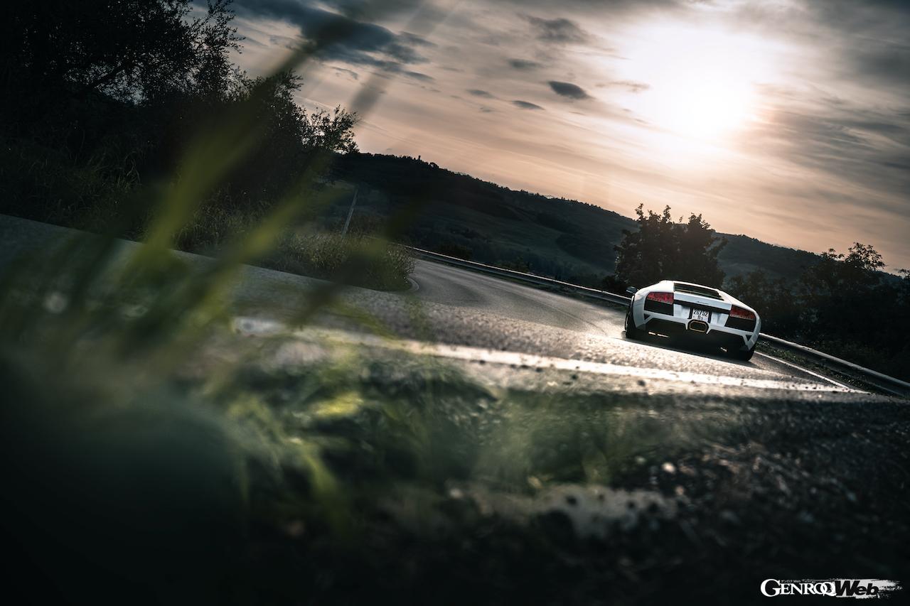 ランボルギーニ ムルシエラゴのリヤビュー