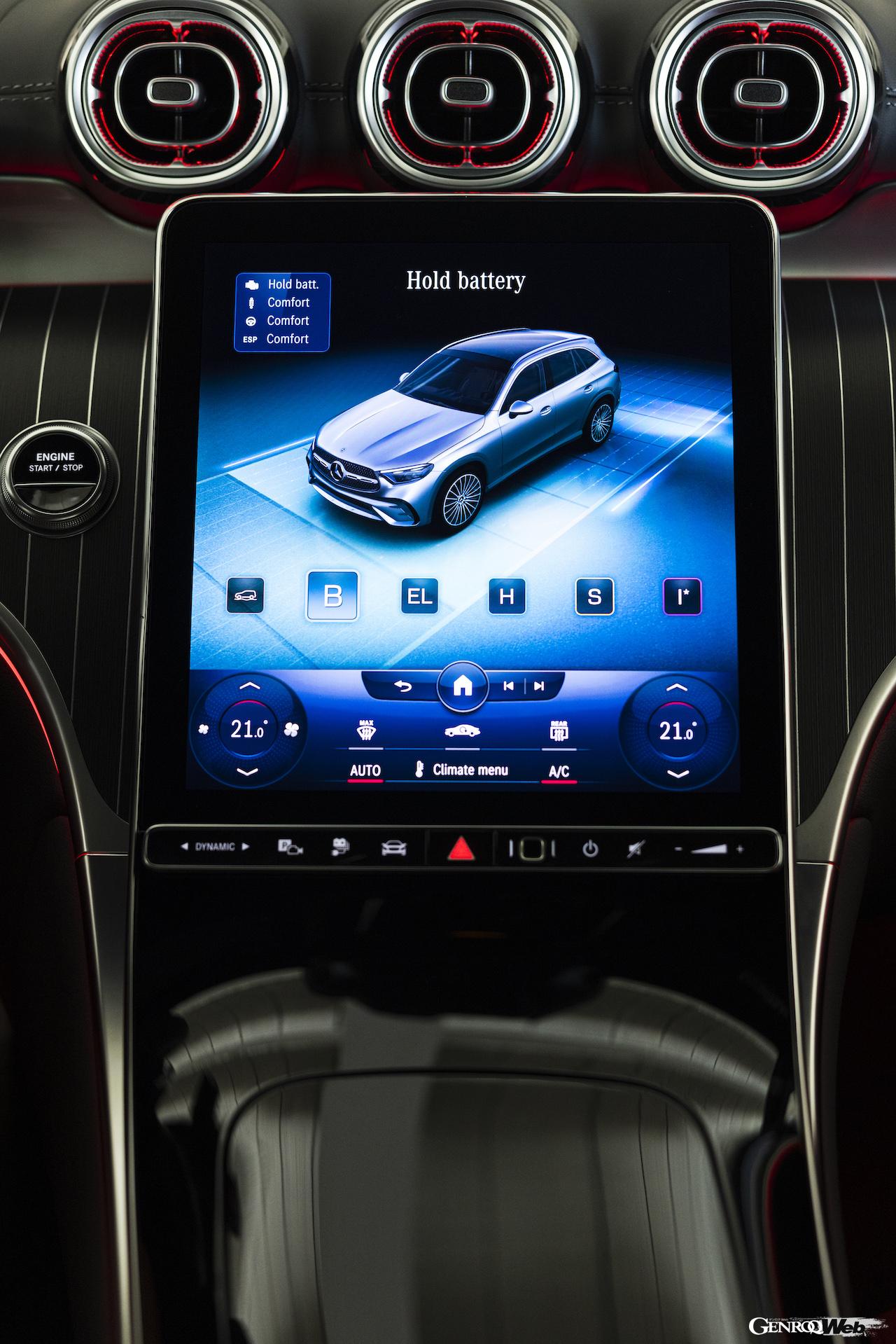 新型メルセデス・ベンツGLC 300deのセンターディスプレイ