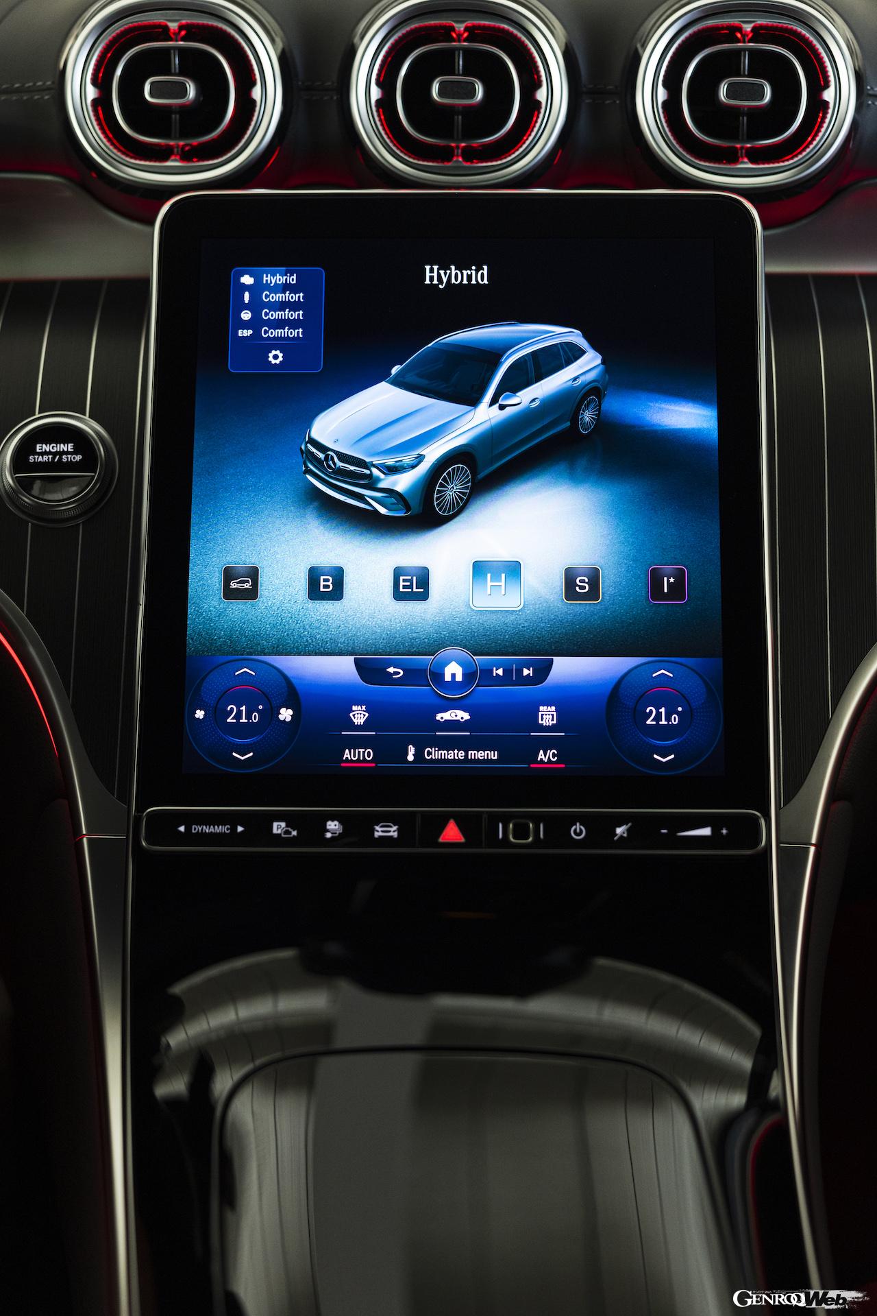 新型メルセデス・ベンツGLC 300deのセンターディスプレイ。