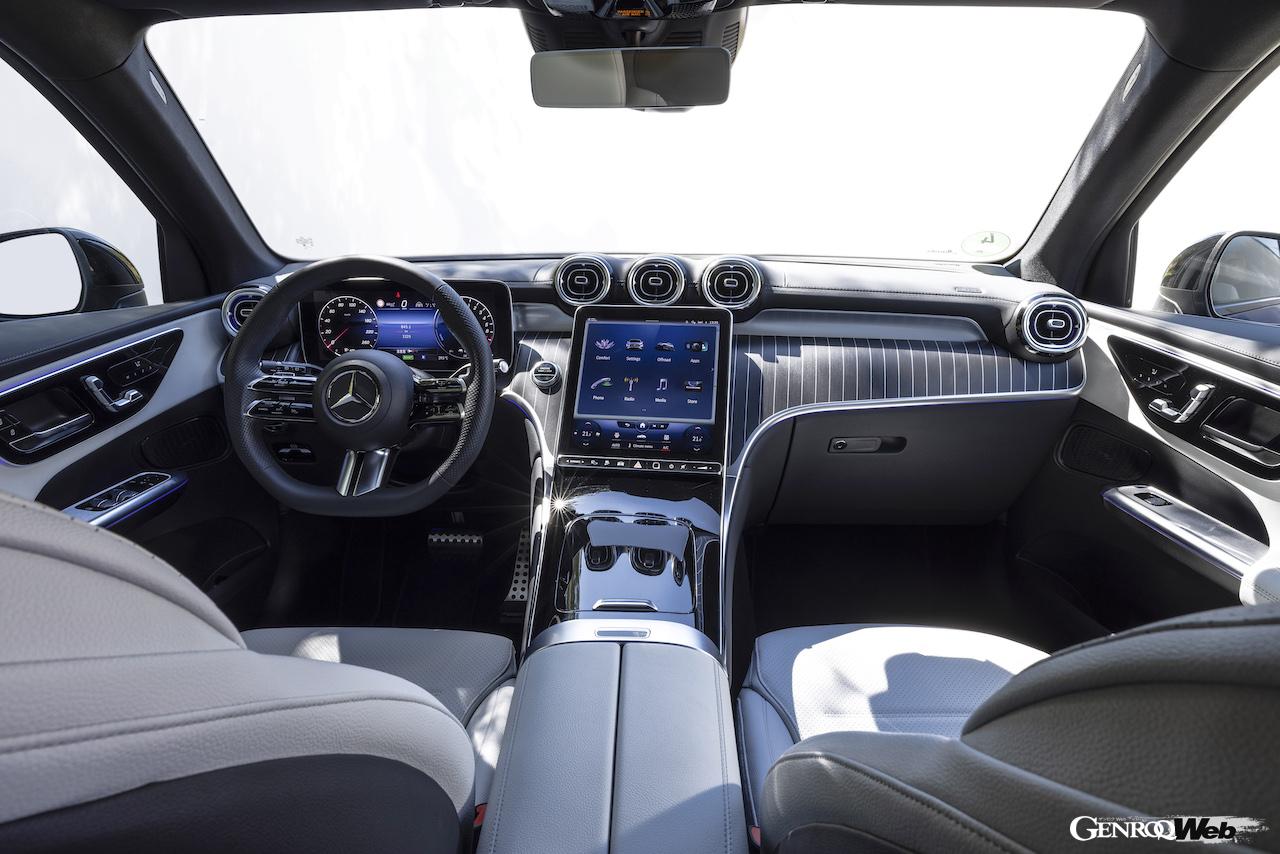 新型メルセデス・ベンツGLC 400eのフェイシア