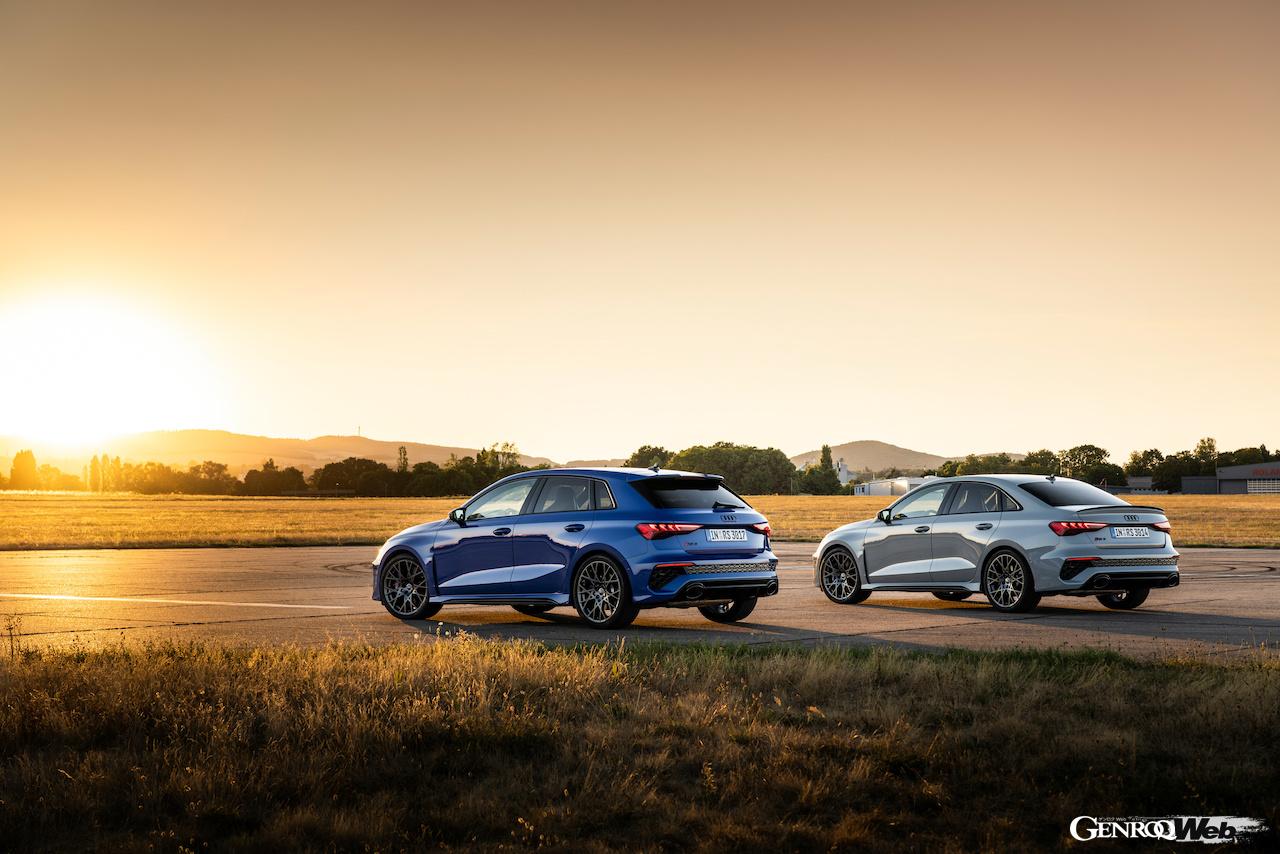 最高速300km/を実現した、アウディ RS 3 スポーツバック パフォーマンスエディションと、アウディ RS 3 セダン パフォーマンスエディション。