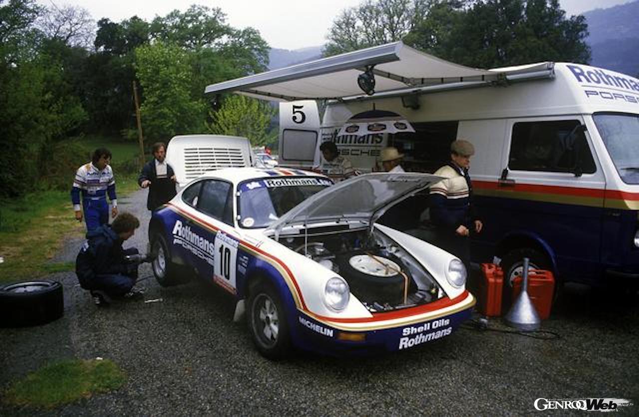 1985年のツール・ド・コルスを走る、ポルシェ 911 SC RS。