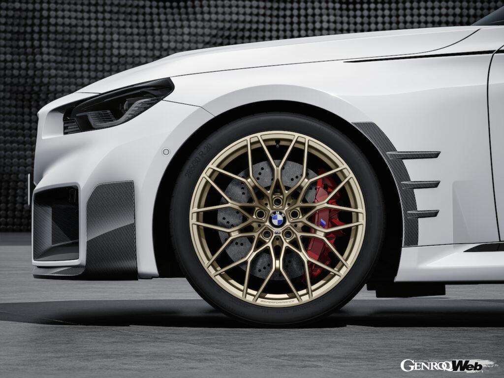 新型BMW M2用BMW M パフォーマンスパーツに用意された、専用鍛造アロイホイール。
