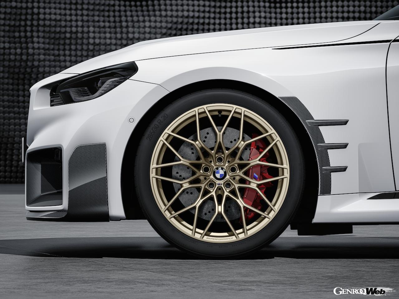 新型BMW M2用BMW M パフォーマンスパーツに用意された、専用鍛造アロイホイール。