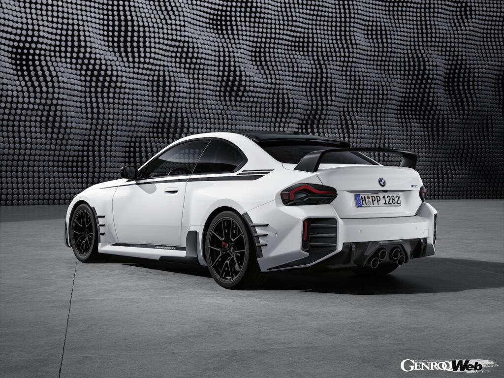 新型BMW M2用BMW M パフォーマンスパーツに用意された、カーボンファイバー製エクステリアパーツ。