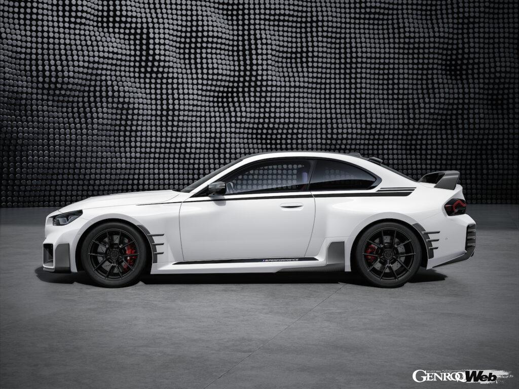 新型BMW M2用BMW M パフォーマンスパーツに用意された、カーボンファイバー製エクステリアパーツ。