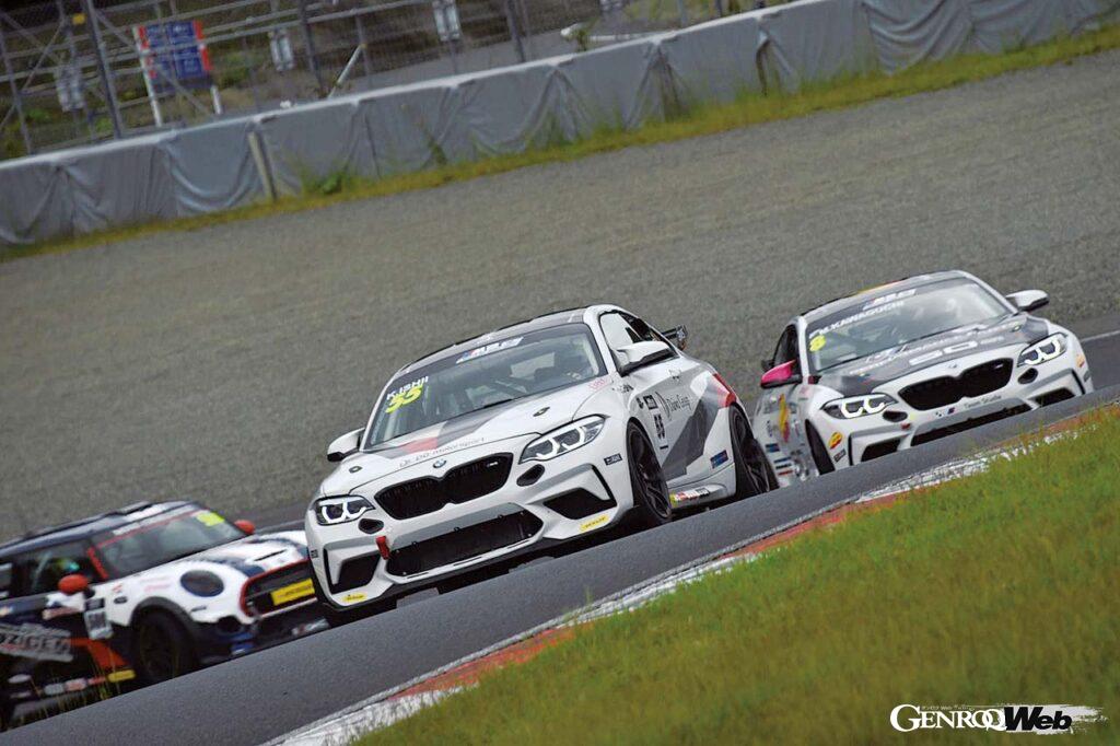 今年から始まったBMW M2とMINIによるレースシリーズ「BMW＆MINI Racing」。初年度となる今年は全国5つのサーキットを転戦し、最終ラウンドは鈴鹿で12月11日に開催される。