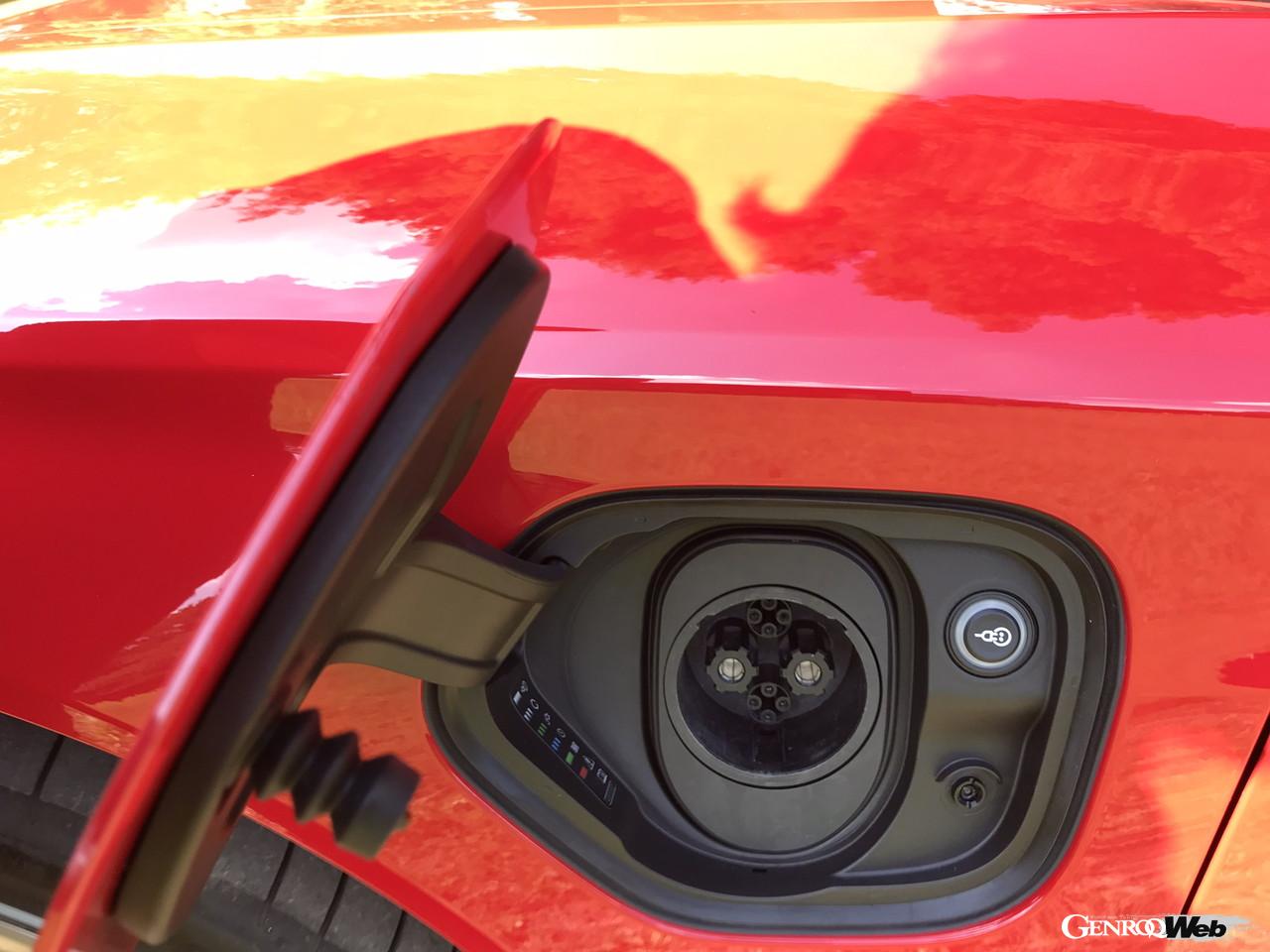 ウナ丼×GENROQコラボ、アウディ RS e-tron GT