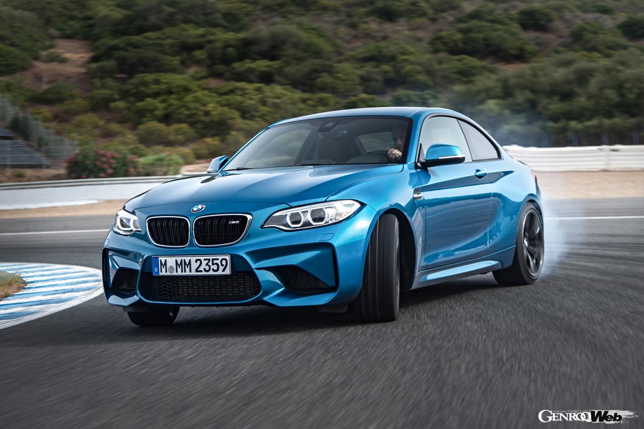 BMW M2、新旧比較