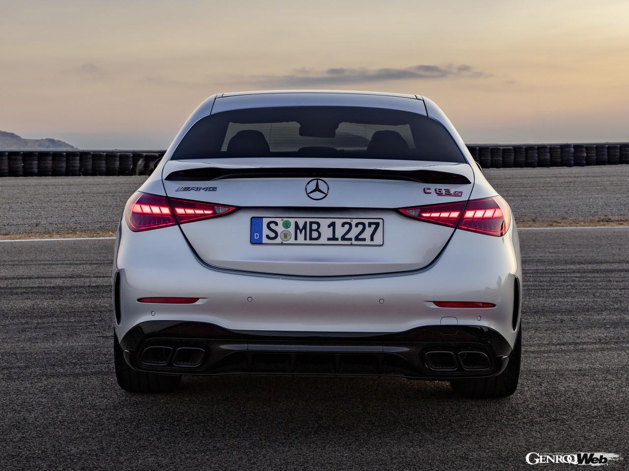 メルセデスAMG C 63 S E パフォーマンスのリヤセクション