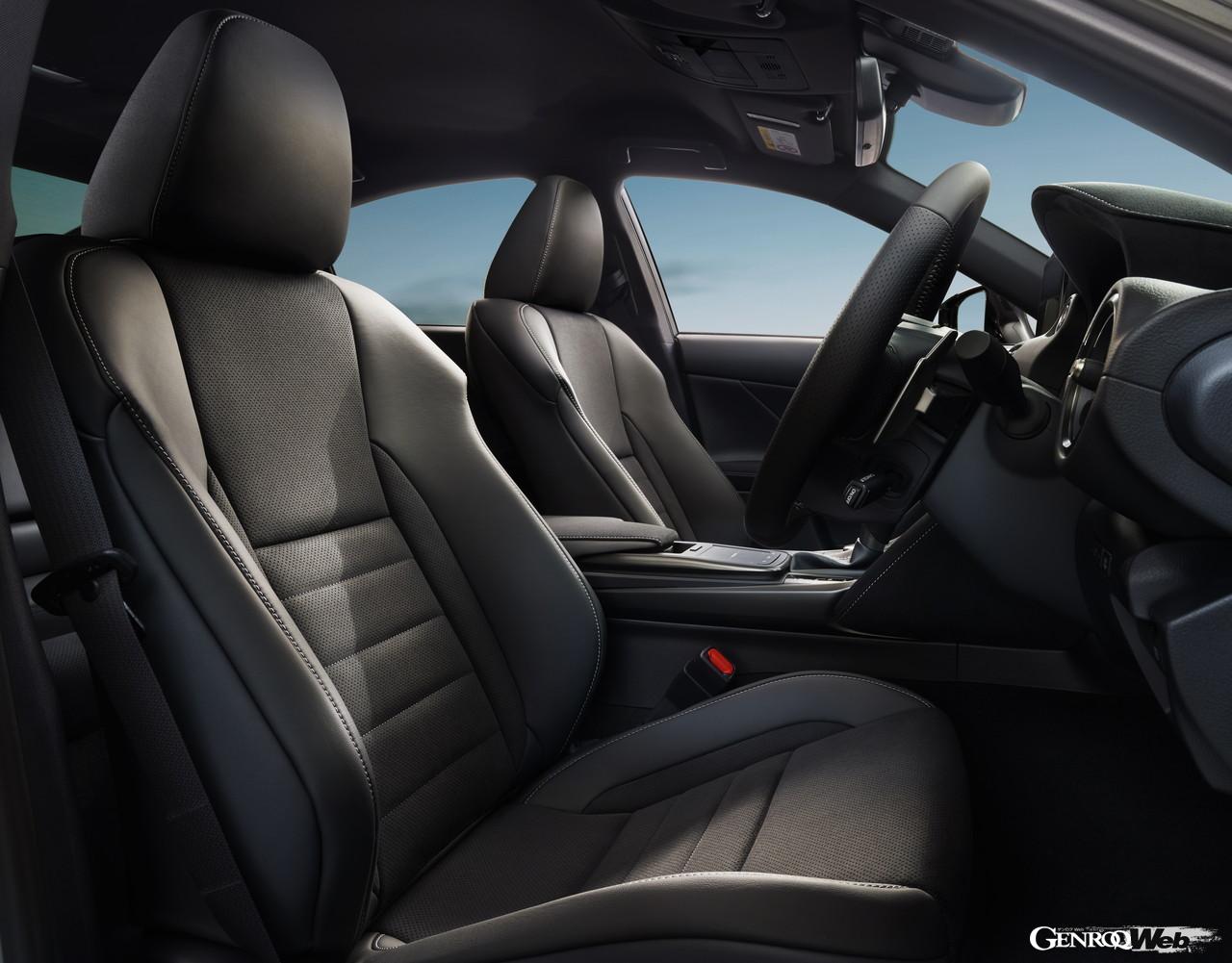 レクサス IS500 F SPORT パフォーマンスのシート