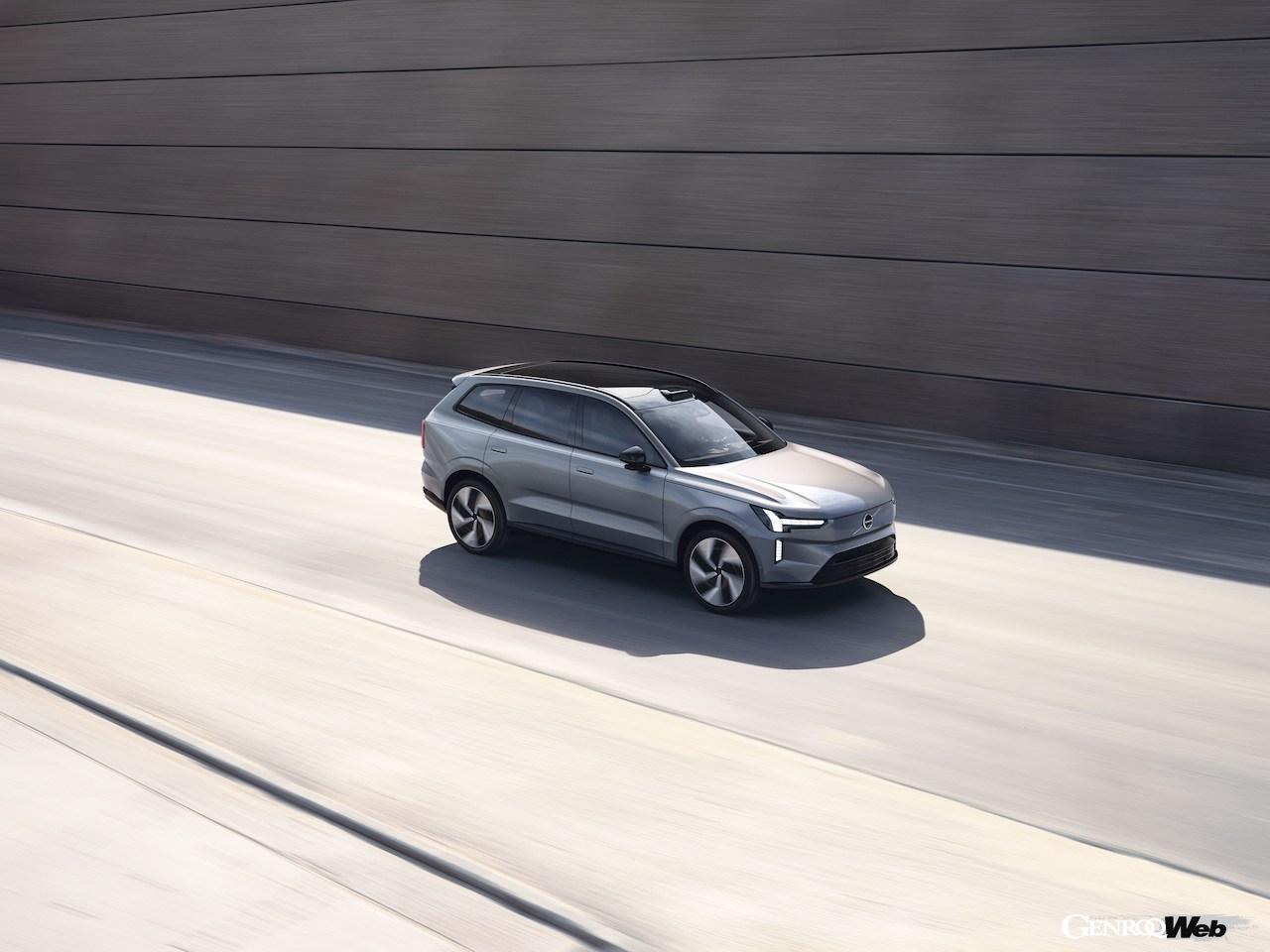 フル電動フラッグシップSUV「ボルボ EX90」のエクステリア。