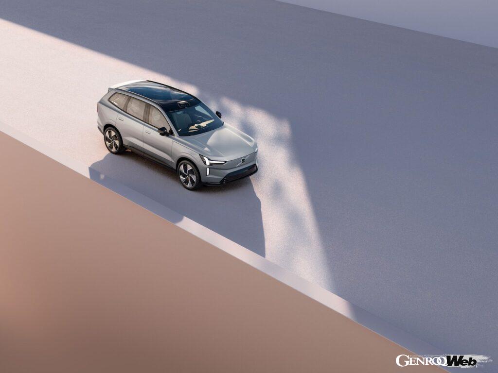 フル電動フラッグシップSUV「ボルボ EX90」のエクステリア。