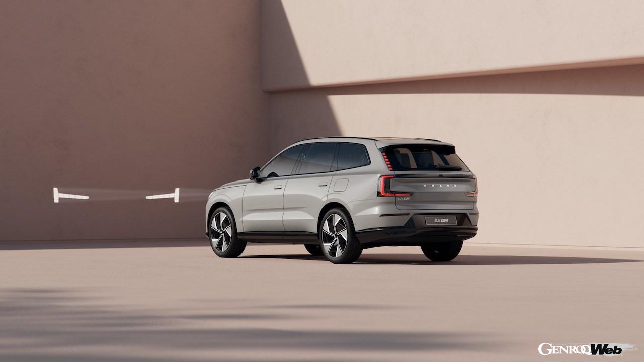 フル電動フラッグシップSUV「ボルボ EX90」のエクステリア。