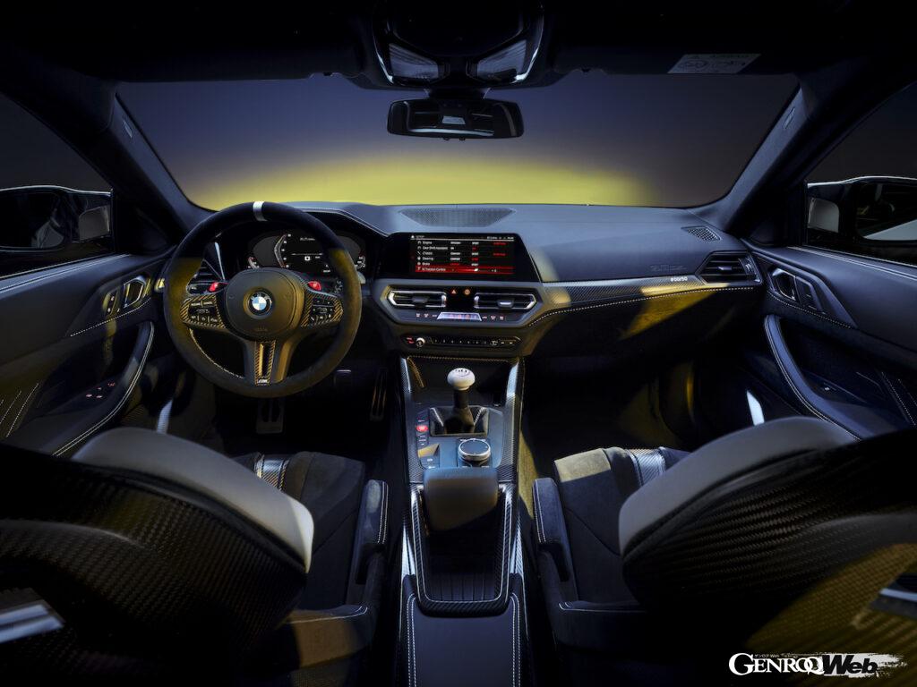 BMW M社50周年の最後を飾るスペシャルモデル「BMW 3.0 CSL」のインテリア。