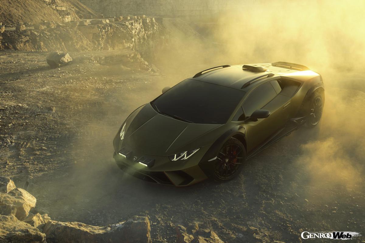 ランボルギーニのデザインが予想外のプロポーションにも完璧に対応できることを証明した。