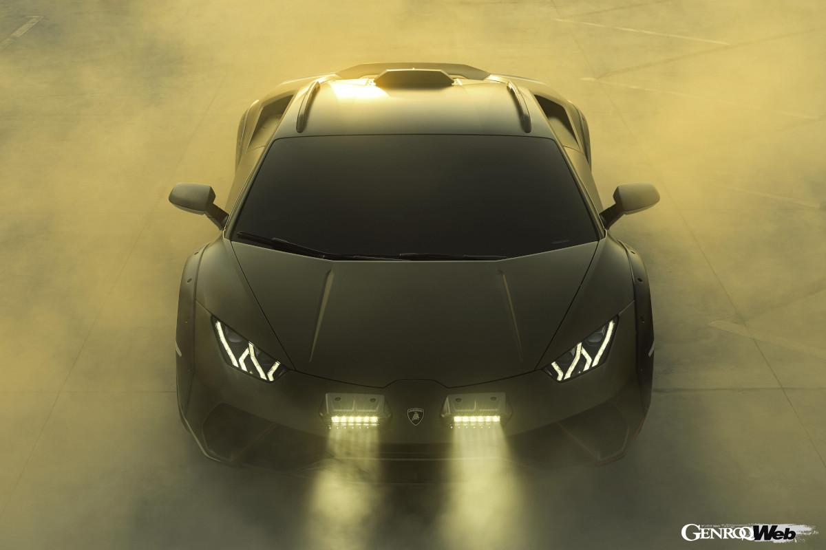 ランボルギーニのデザインが予想外のプロポーションにも完璧に対応できることを証明した。