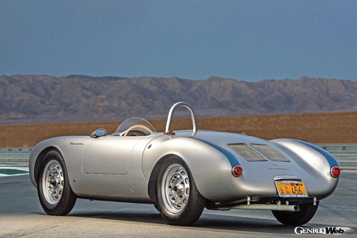 1955年型550スパイダー。アメリカのサーマルクラブ・サーキットにて。