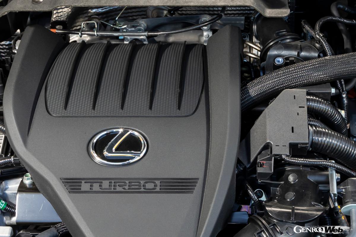 「RX500h」の2.4リッター直列4気筒ターボハイブリッドシステム