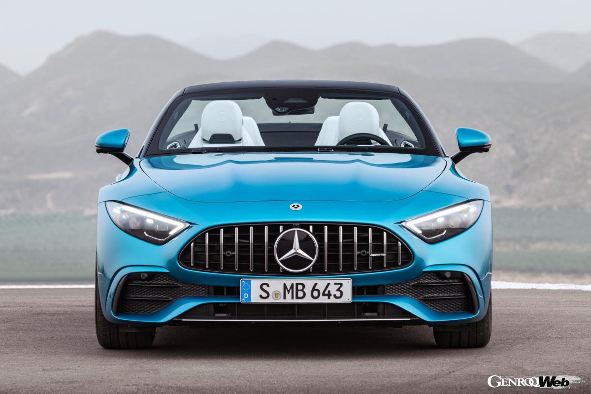 ラグジュアリーコンバーチブルのメルセデス・ベンツSLとクローズドボディのピュアスポーツたるポルシェ911。それぞれの魅力は一概に比較はできない？