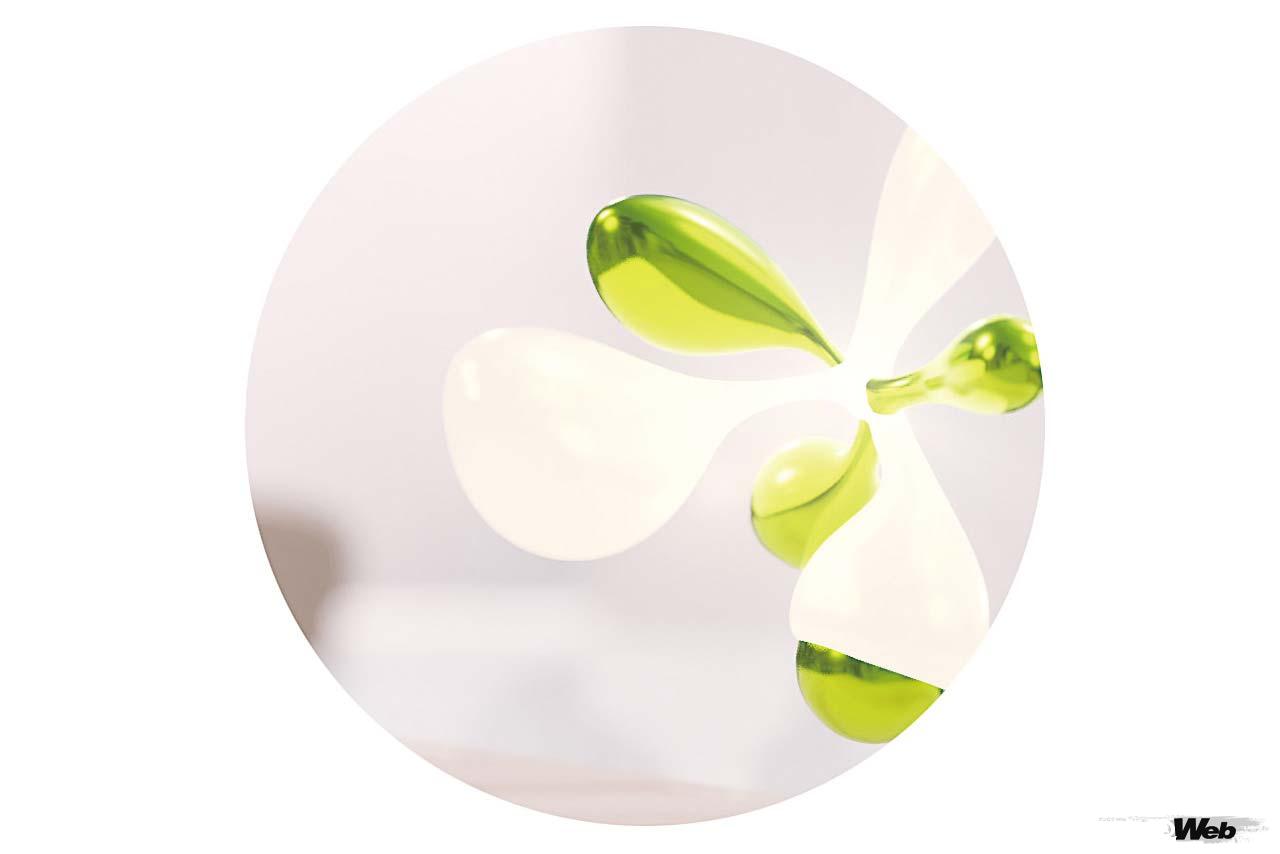 ハッカペリッタR5は天然ゴム、リサイクルスチール、カノーラオイルなどのリサイクル素材を原材料に使用している。環境意識の高いノキアンタイヤの哲学がここにある。