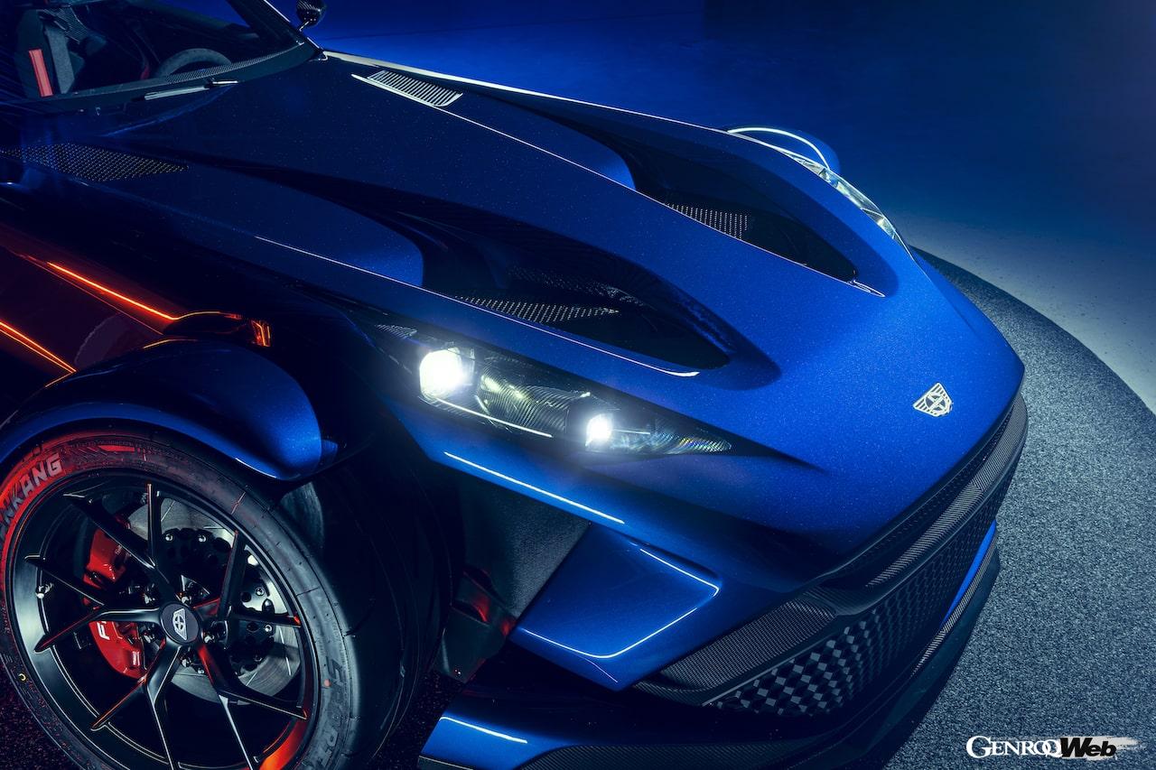 750kgの車重に506PSの最高出力を搭載する、ドンカーブート F22のエクステリア。