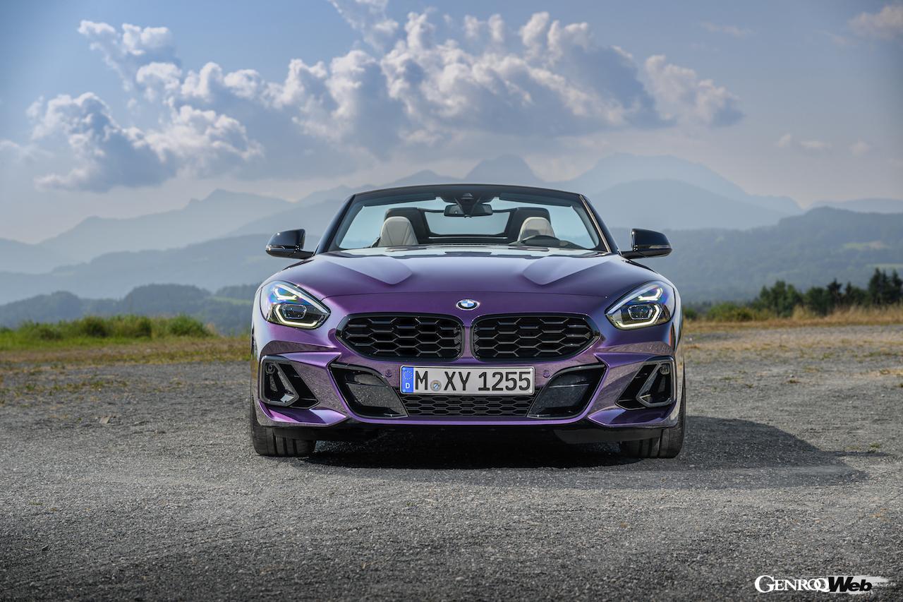 フロントセクションを中心にデザインがアップデートされた、新型「BMW Z4」のエクステリア。