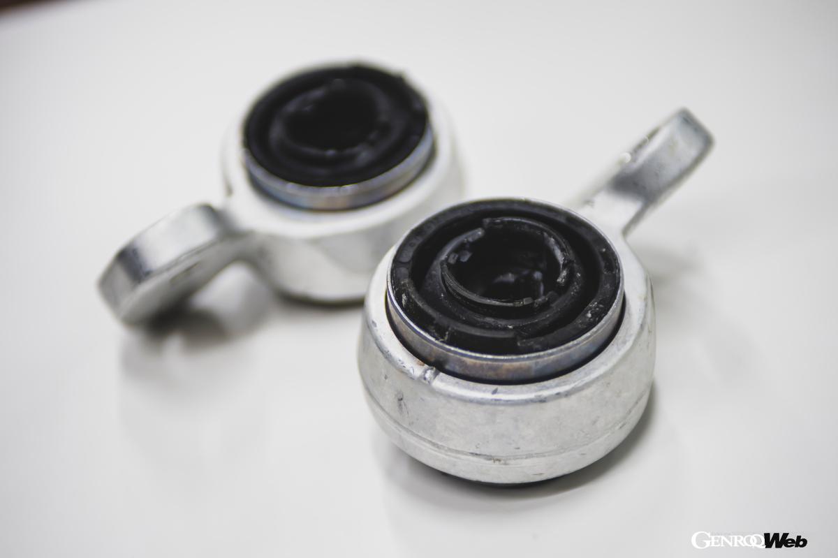 迅速な純正部品の供給や修理に必要なSST（特殊工具）を揃えていることもBMWクラシックパートナーとしての条件である。