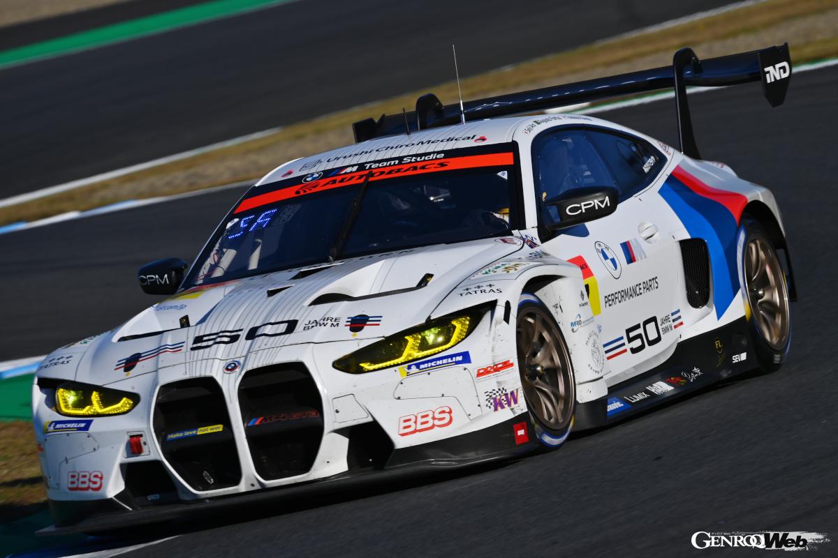 2022年のSUPER GT GT300 クラスに参戦した「BMW M4 GT3」も展示される。今年は鈴鹿サーキットで開催された第3戦で優勝を遂げている。