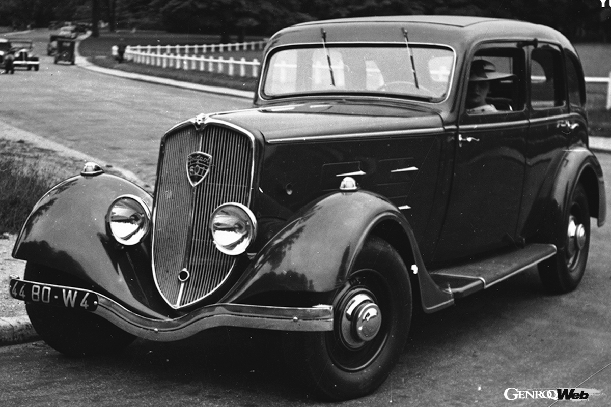 1934年型プジョー601。現在はラインナップされない最上級モデルだ。