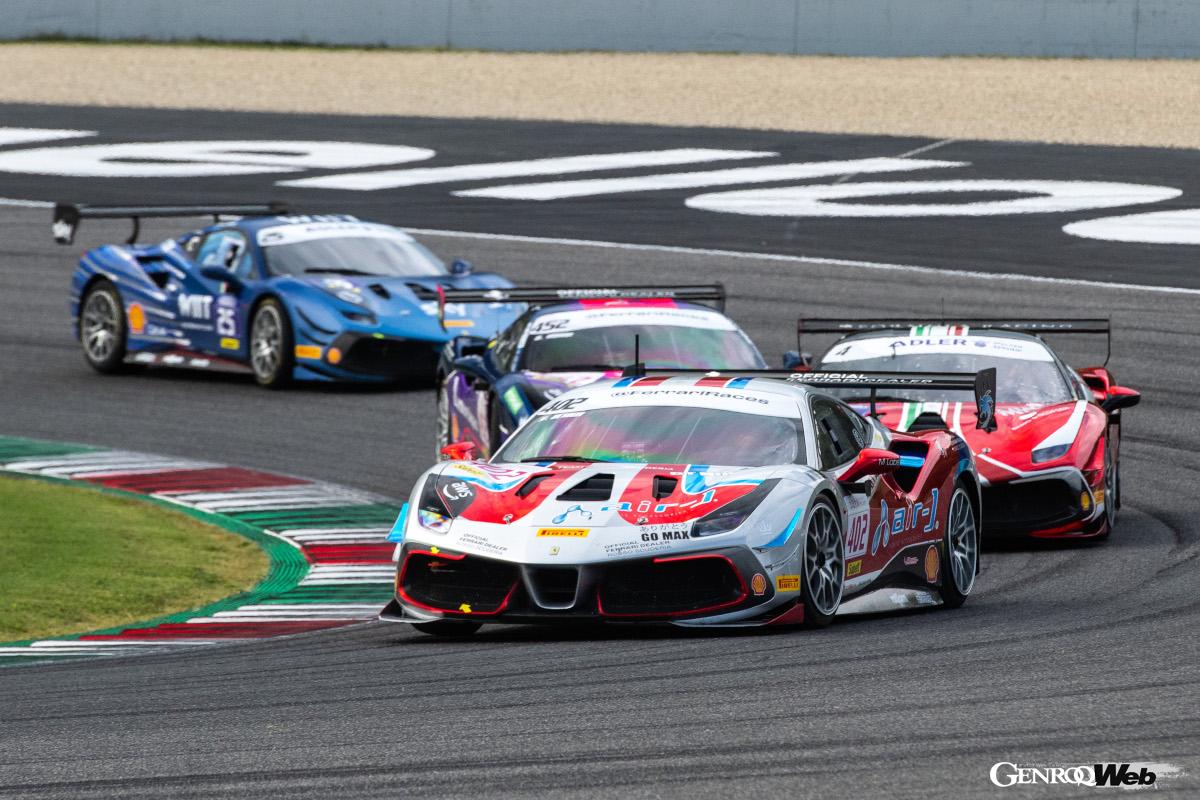 使用されるクルマは488チャレンジEVO。すべてイコールコンディションで行われる。