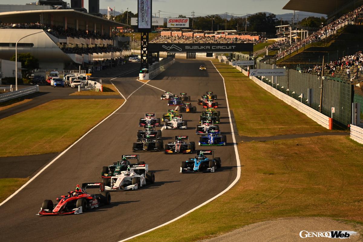 テレメトリーシステムアプリで車両情報をリアルタイムに視聴可能。アプリは、2023年1月中旬より無料ダウンロードが開始される。