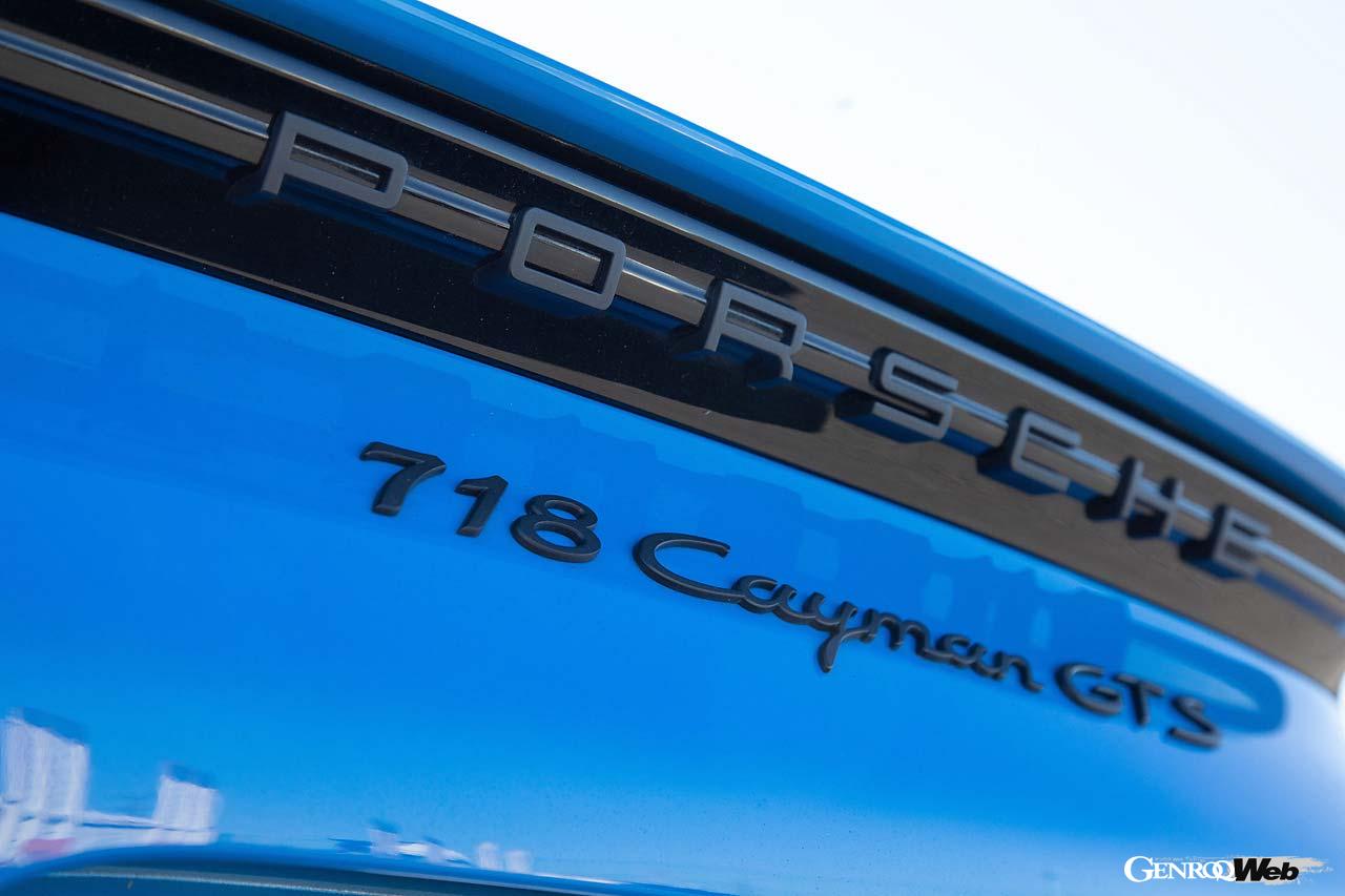 RACE-TEXスポーツプラスシートを標準で装備する。装着される20インチPゼロはウエットでのグリップも良好だった。