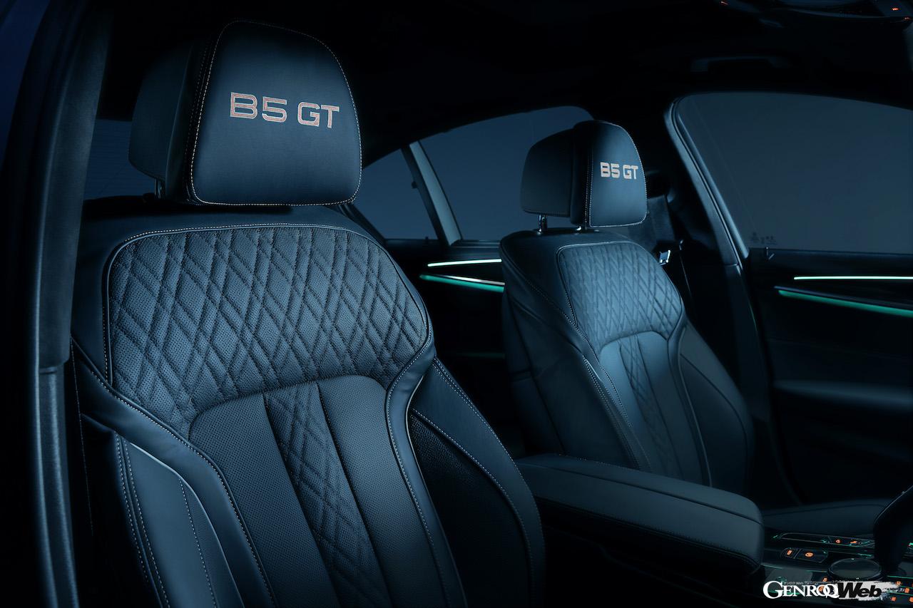 BMW 5シリーズをベースに、エクステリアやパワーユニットを大幅にパワーアップした「BMW アルピナ B5 GT」のインテリア。