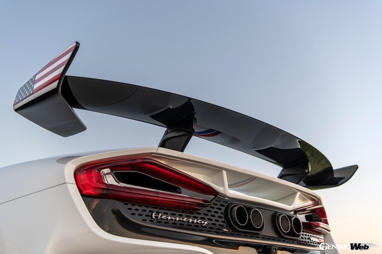 大幅な軽量化が施された「ヘネシー ヴェノム F5 レボリューション クーペ」の専用エアロダイナミクス。