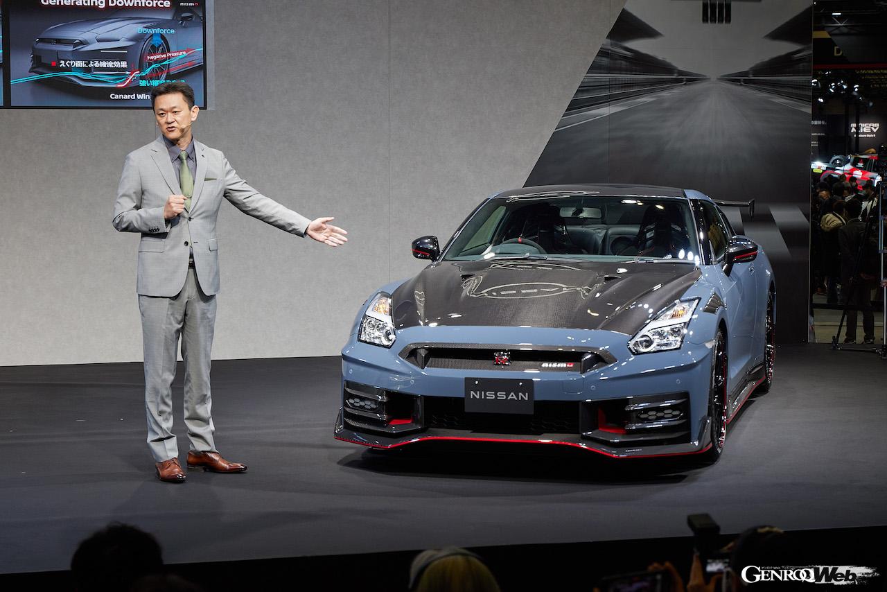 東京オートサロン2023の会場で行われた、日産GT-R 2024年モデル先行公開イベント。