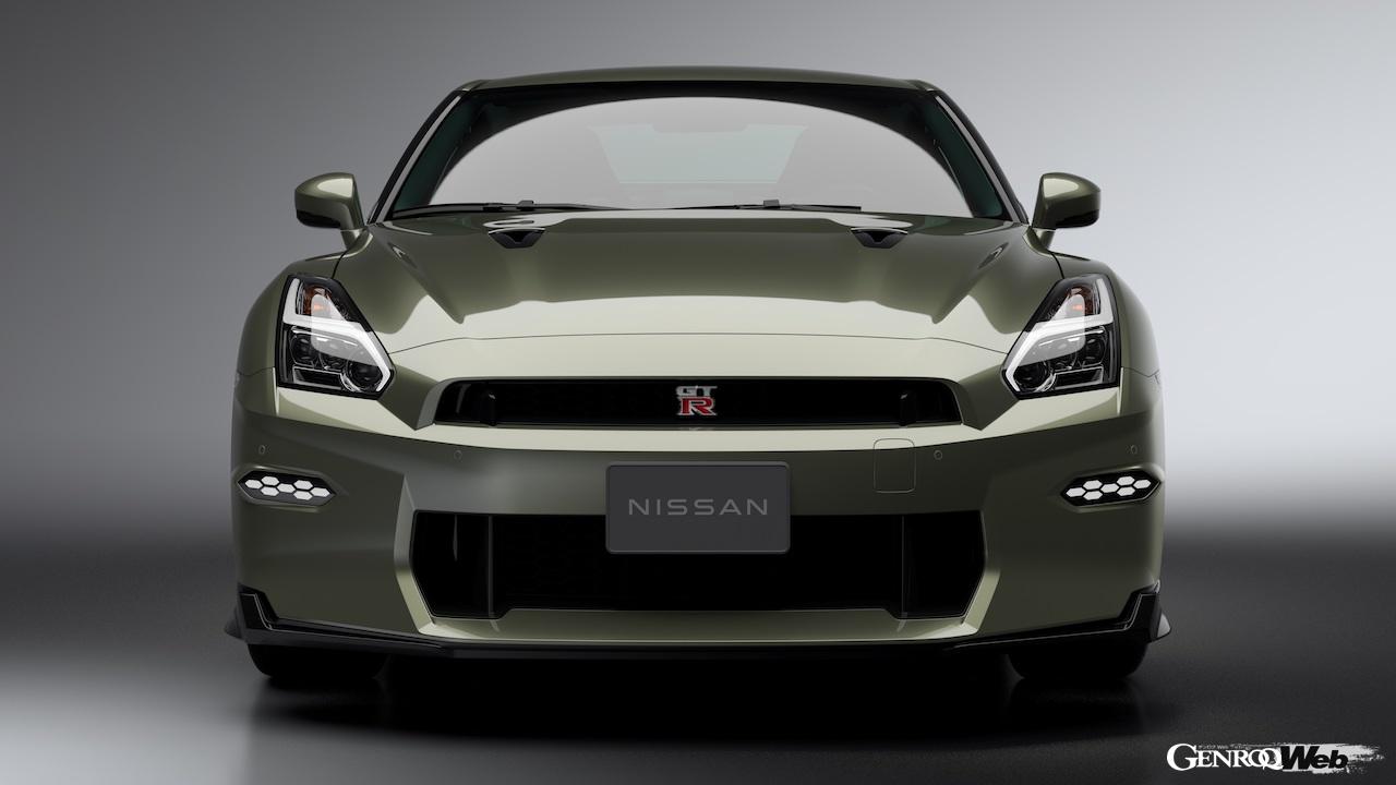 東京オートサロン2023で先行公開された、日産 GT-R Premium edition T-spec。