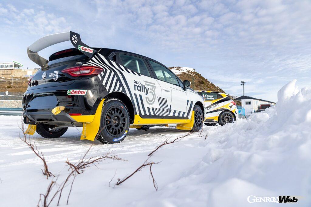 現行クリオとしては、3台目となるプライベーター向け4輪駆動ラリーカー「クリオ ラリー3」。