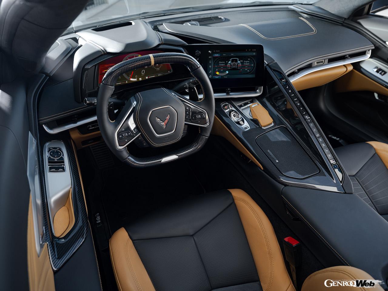 様々なオプションを組み合わせることで独自のインテリアを演出可能。生産は米国・ケンタッキー州のGMボーリンググリーン工場で行われる。