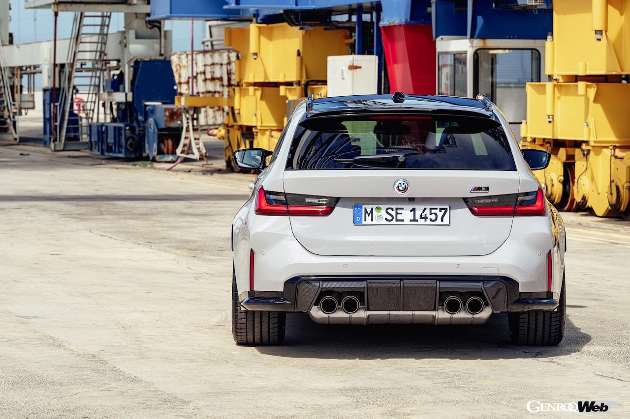 BMW M3 コンペティション M xDrive ツーリングのエクステリア。