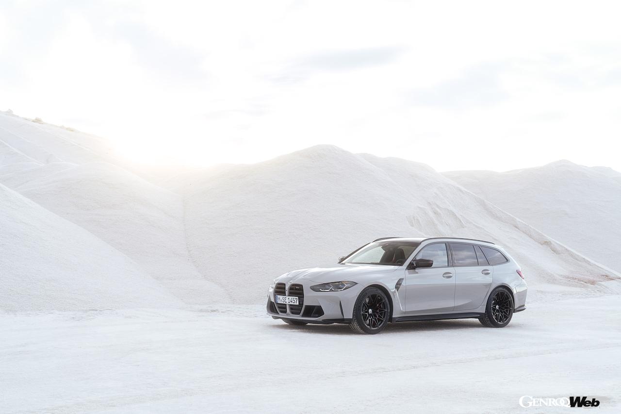 BMW M3 コンペティション M xDrive ツーリングのエクステリア。